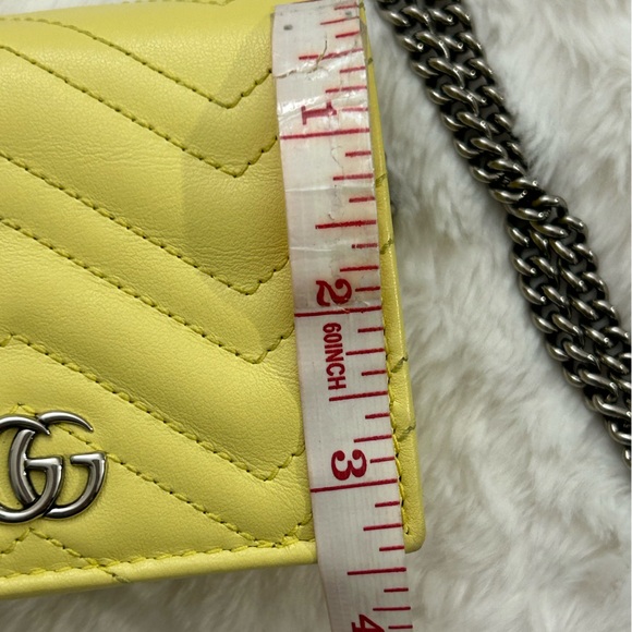Gucci Small Wallet on Chain - Picture 15 of 16